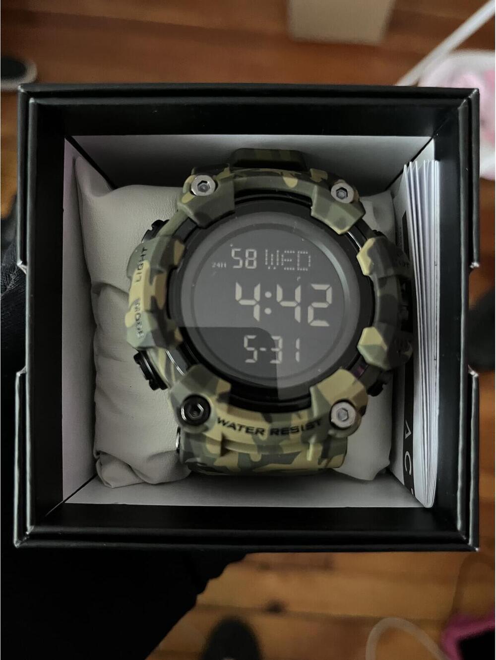 Activa x Invicta men’s Watch
